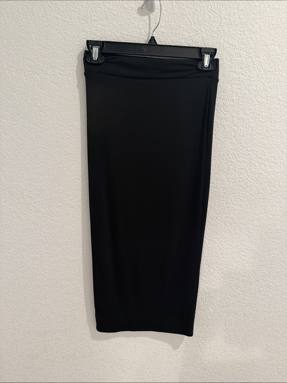 naked wardrobe Black Pencil Midi Skirt